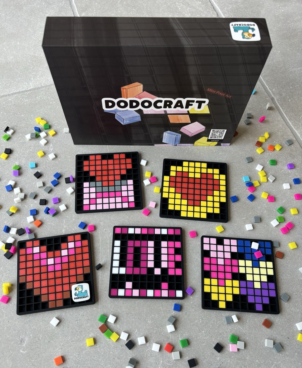 The Mini Silicone Pixel Art